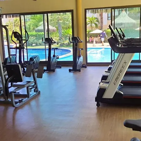 PARAÍSO FRENTE MAR!! 04 PESSOAS-PÉ NA AREIA VG SUN CUMBUCO-HIDRO, SAUNA, ACADEMIA, PISCINA,COZINHA COMPLETA, WIFi, PARQUINHO INFANTIL Exterior foto