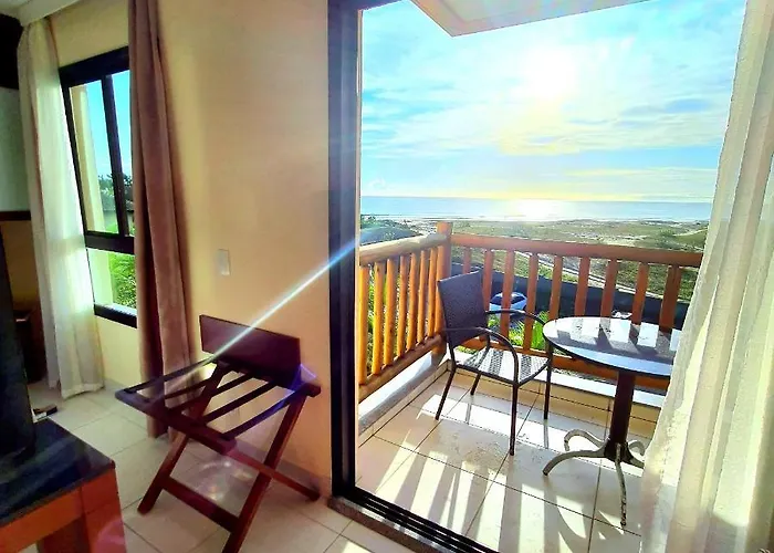 PARAÍSO FRENTE MAR!! 04 PESSOAS-PÉ NA AREIA VG SUN CUMBUCO-HIDRO, SAUNA, ACADEMIA, PISCINA,COZINHA COMPLETA, WIFi, PARQUINHO INFANTIL
