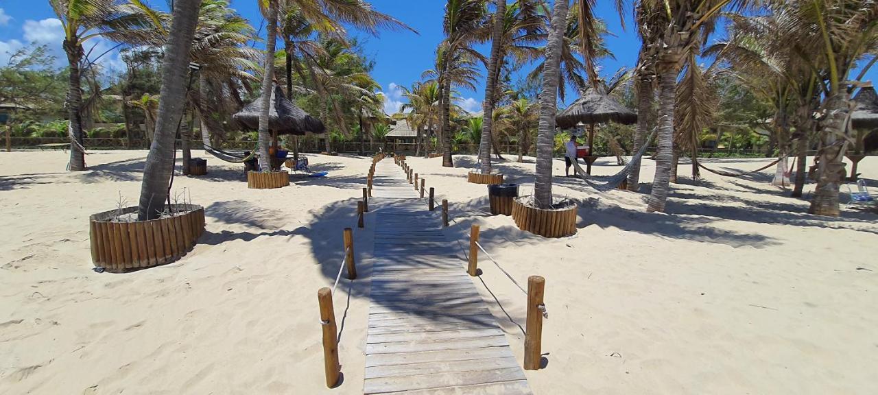 Paraíso Frente Mar!! 04 Pessoas-pé Na Areia Vg Sun Cumbuco-hidro, Sauna, Academia, Piscina,cozinha Completa, Wifi, Parquinho Infantil Cumbuco